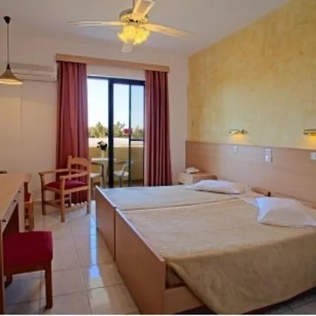 Pyli Bay 3*